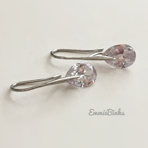 New Beautiful Classic Teardrop Crystal Drop Dangle Earrings - Bridal Formal Date - Picture 10 of 16